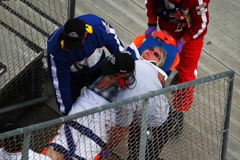 Illustration for article titled A Collection Of Photos From NASCAR's Wild Day At Daytona